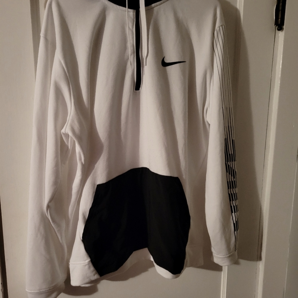 Nike Dri-fit Hoodie